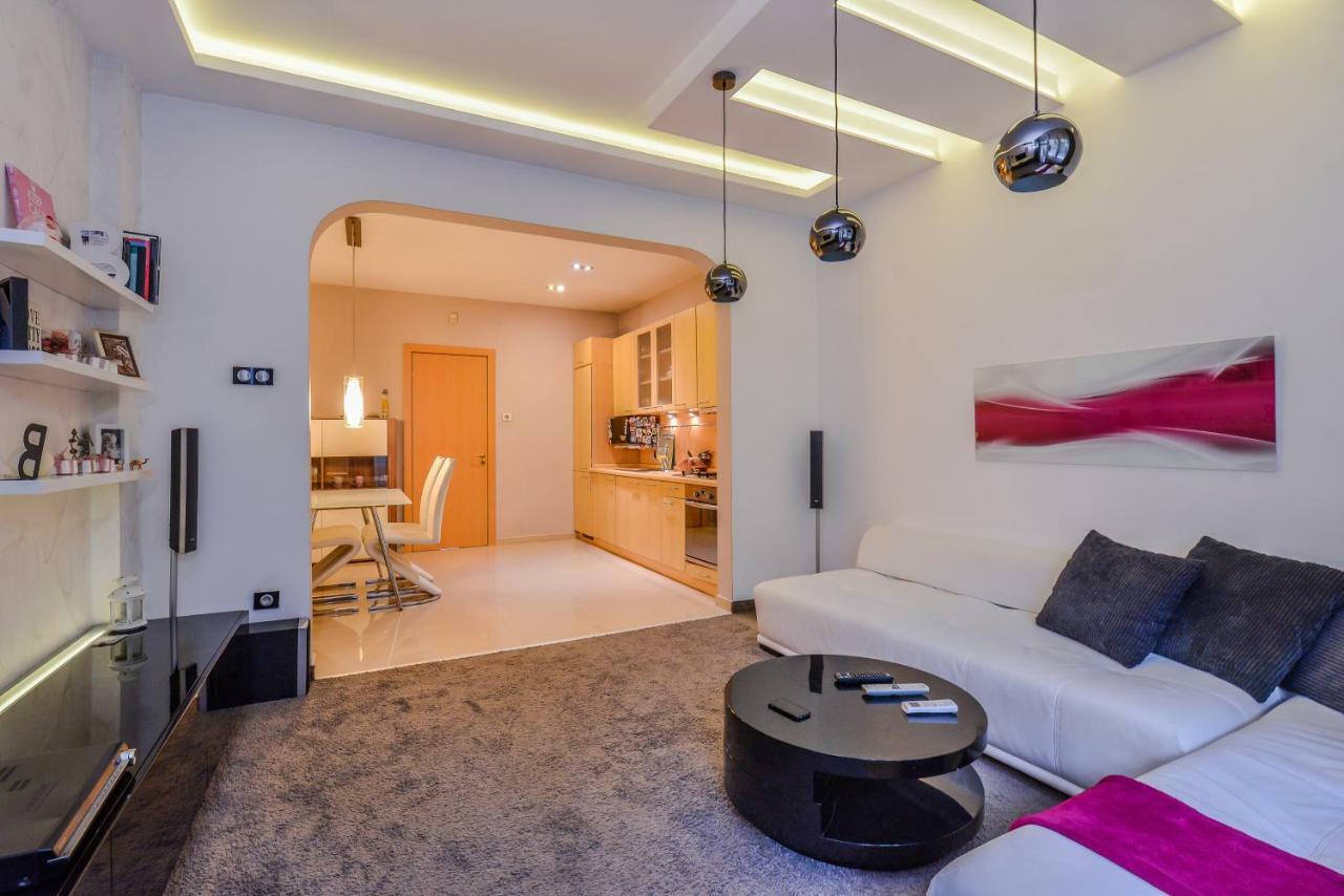 Extravaganzzo - Super Central One Bedroom Modern Apartment By Flat Mаnager София Экстерьер фото
