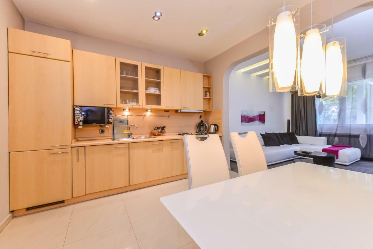 Extravaganzzo - Super Central One Bedroom Modern Apartment By Flat Mаnager София Экстерьер фото